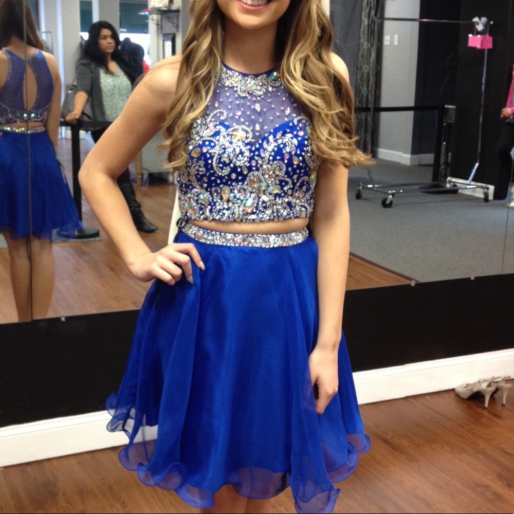 Blue two-piece short cocktail dress